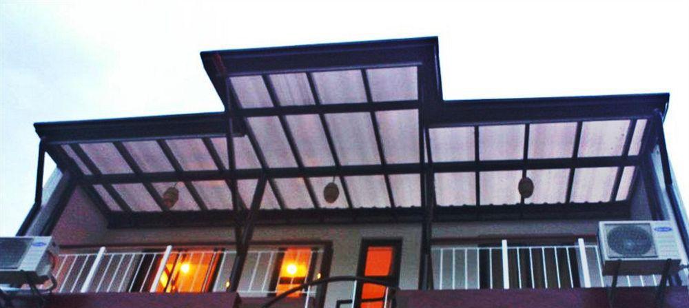Balay De La Rama Bed & Breakfast Legazpi Exterior photo