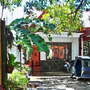 Balay De La Rama Bed & Breakfast Legazpi Exterior photo
