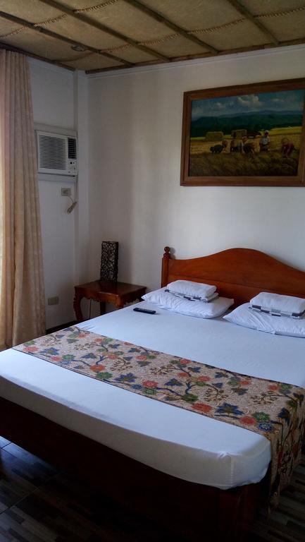 Balay De La Rama Bed & Breakfast Legazpi Exterior photo